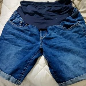 Old Navy Maternity Shorts